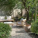 Wonderful Apartment With Beautiful Garden And Kitchen