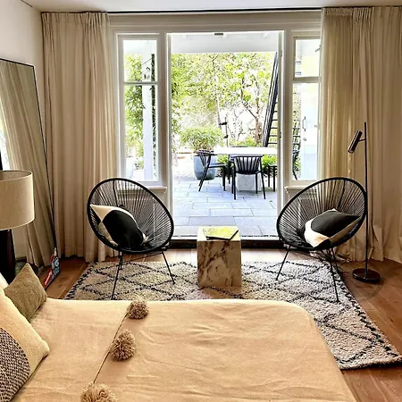 Wonderful With Beautiful Garden And Kitchen Den Haag