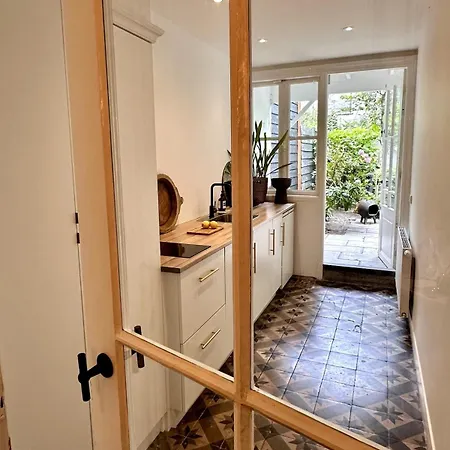 Appartement Wonderful With Beautiful Garden And Kitchen