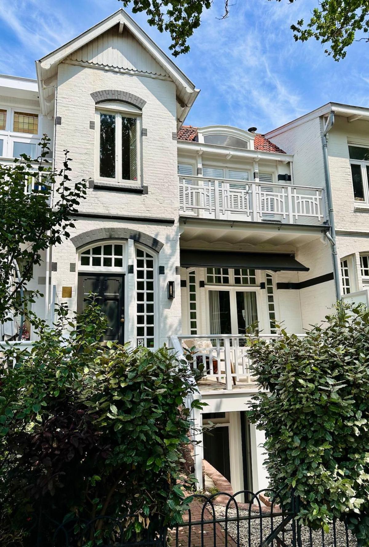 Wonderful With Beautiful Garden And Kitchen * Den Haag